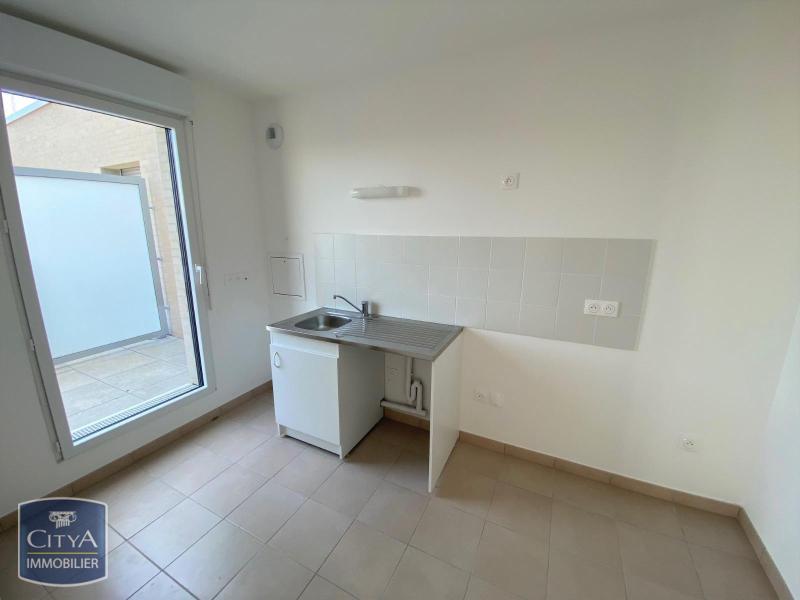 Appartement 4 pièces 78m² GUYANCOURT 78280 photo 2