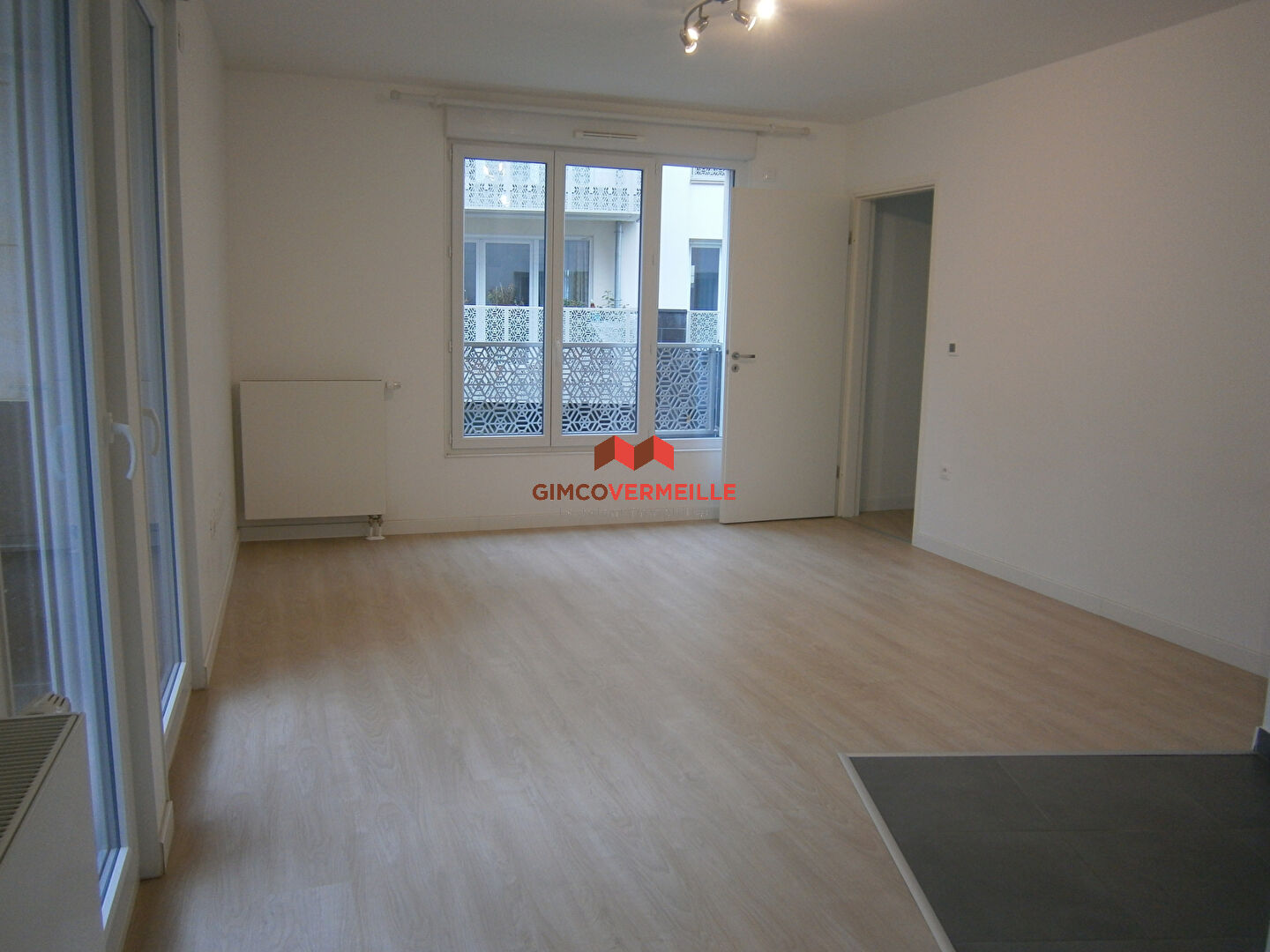 Appartement 2 pièces 45m² photo 2