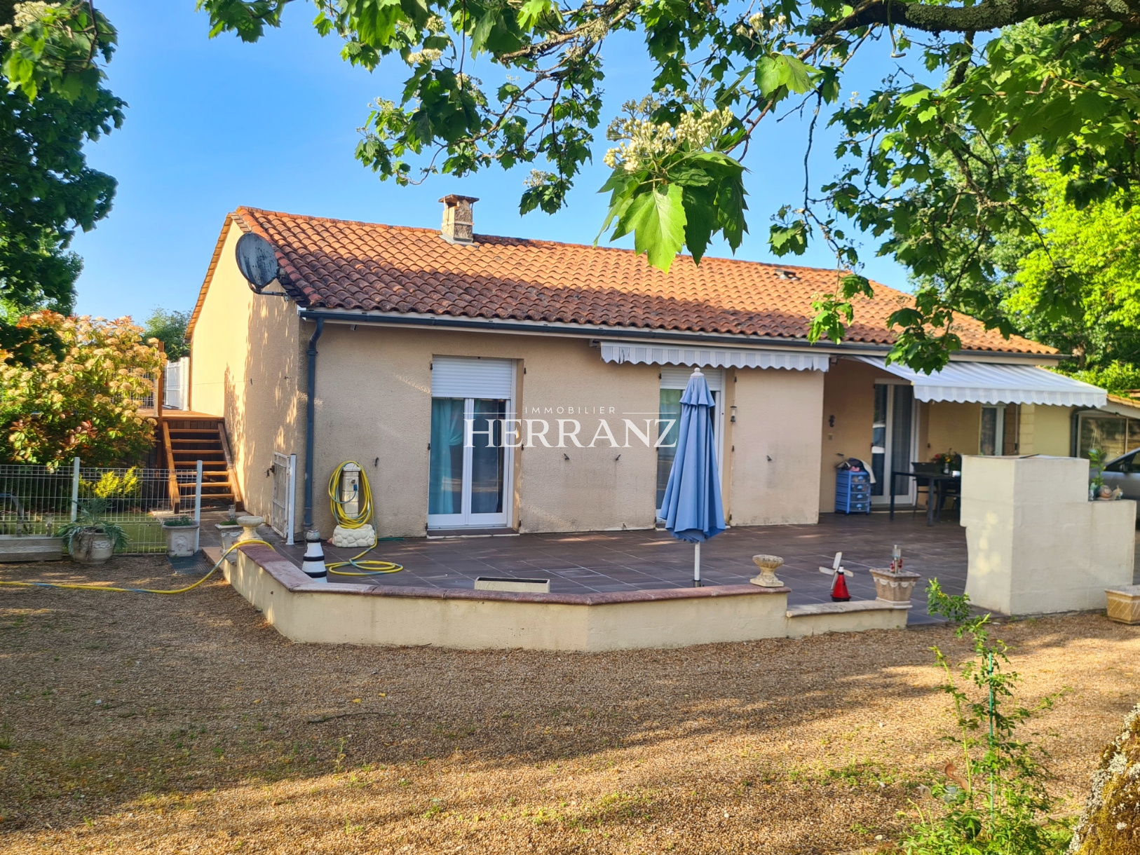 Maison 6 pièces 108 m² · à Petit-Palais-Et-Cornemps · 108 m² · 232 000 €