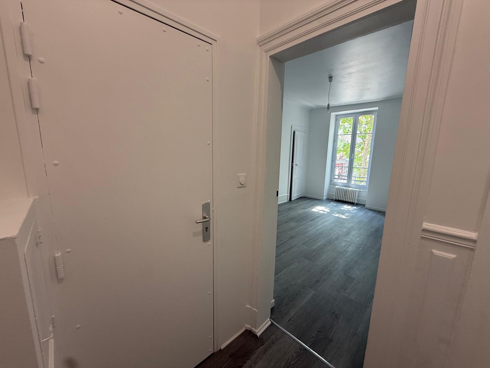 Appartement 3 pièces 61m² PARIS 18ème