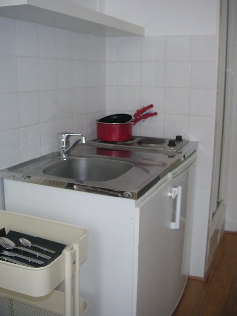 Appartement 1 pièce 9m² photo 3