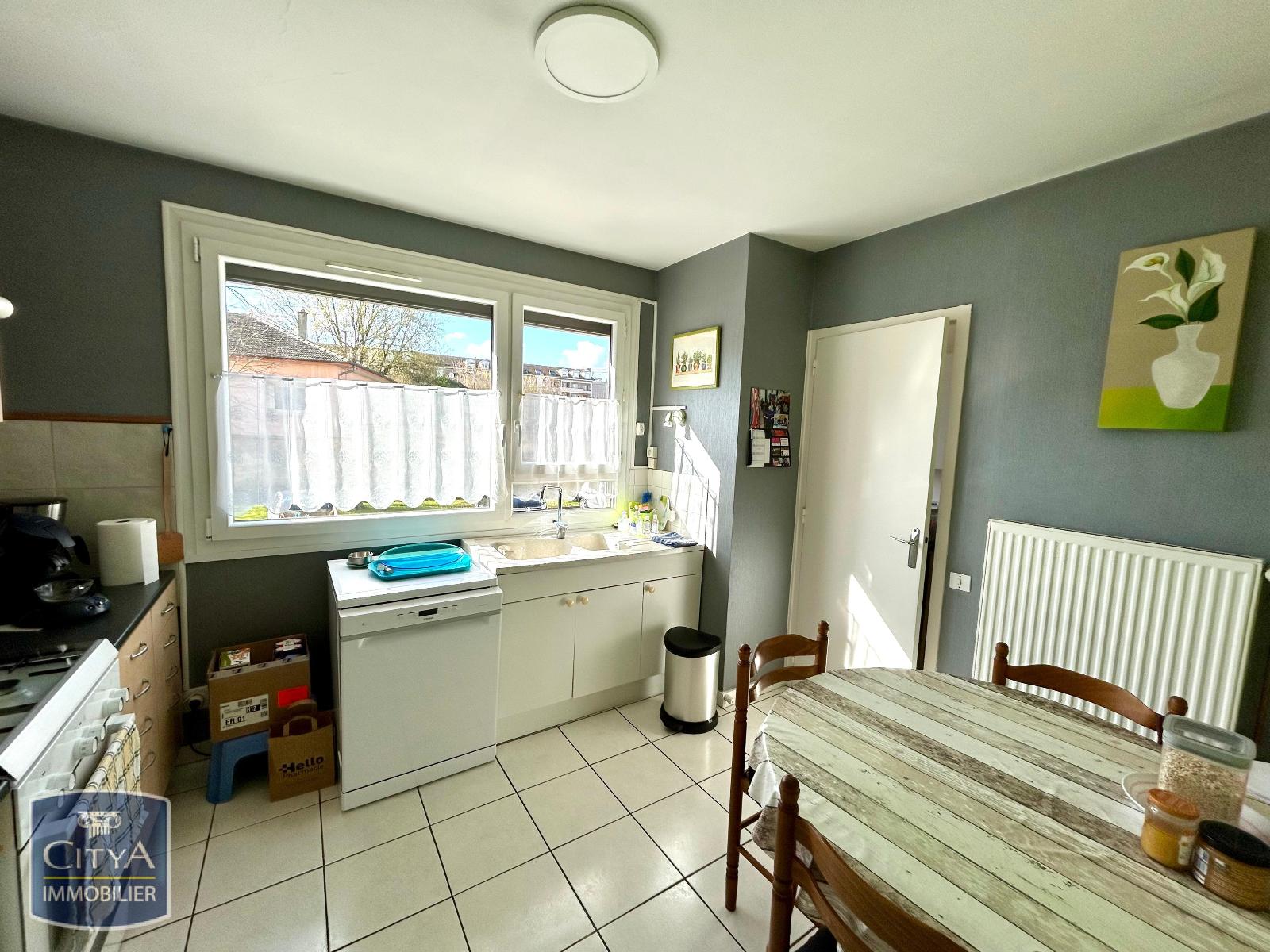 Appartement – Bourg-en-Bresse, Les Vennes - Vue 4