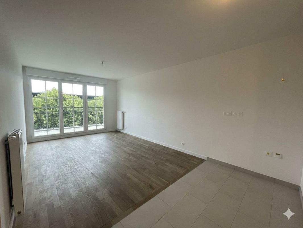 Appartement 3 pièces Meublé 56m² LE PLESSIS ROBINSON 92350 photo 2