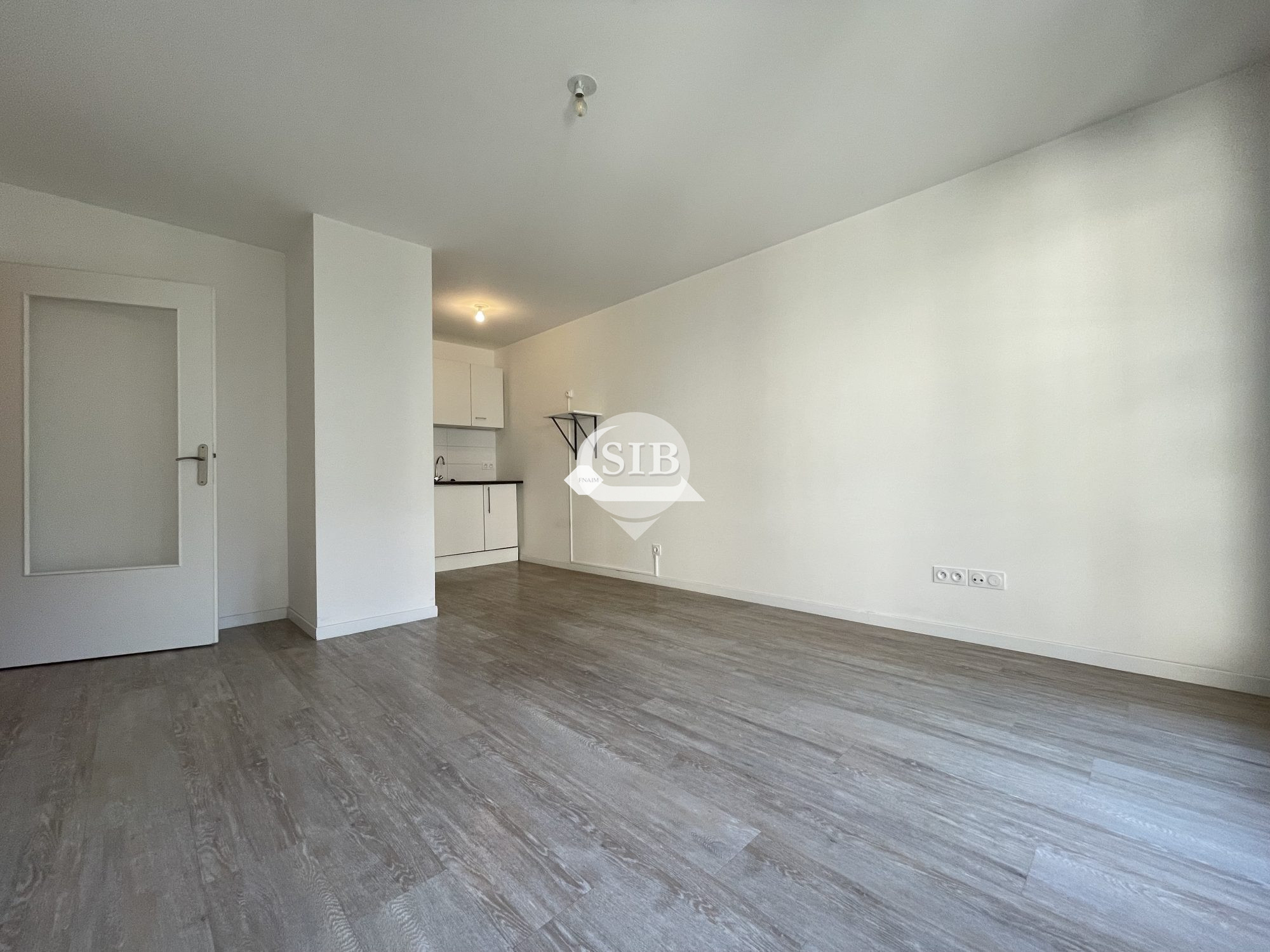 Appartement 3 pièces 55m² MONTLHERY 91310 photo 2