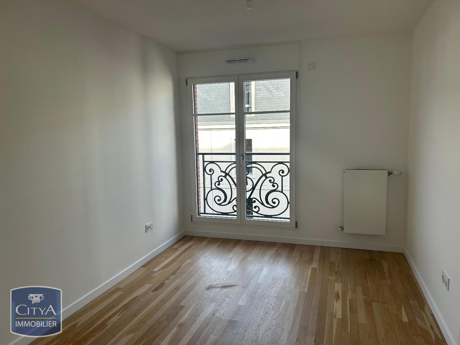 Appartement 3 pièces 56m² PUTEAUX 92800 photo 2