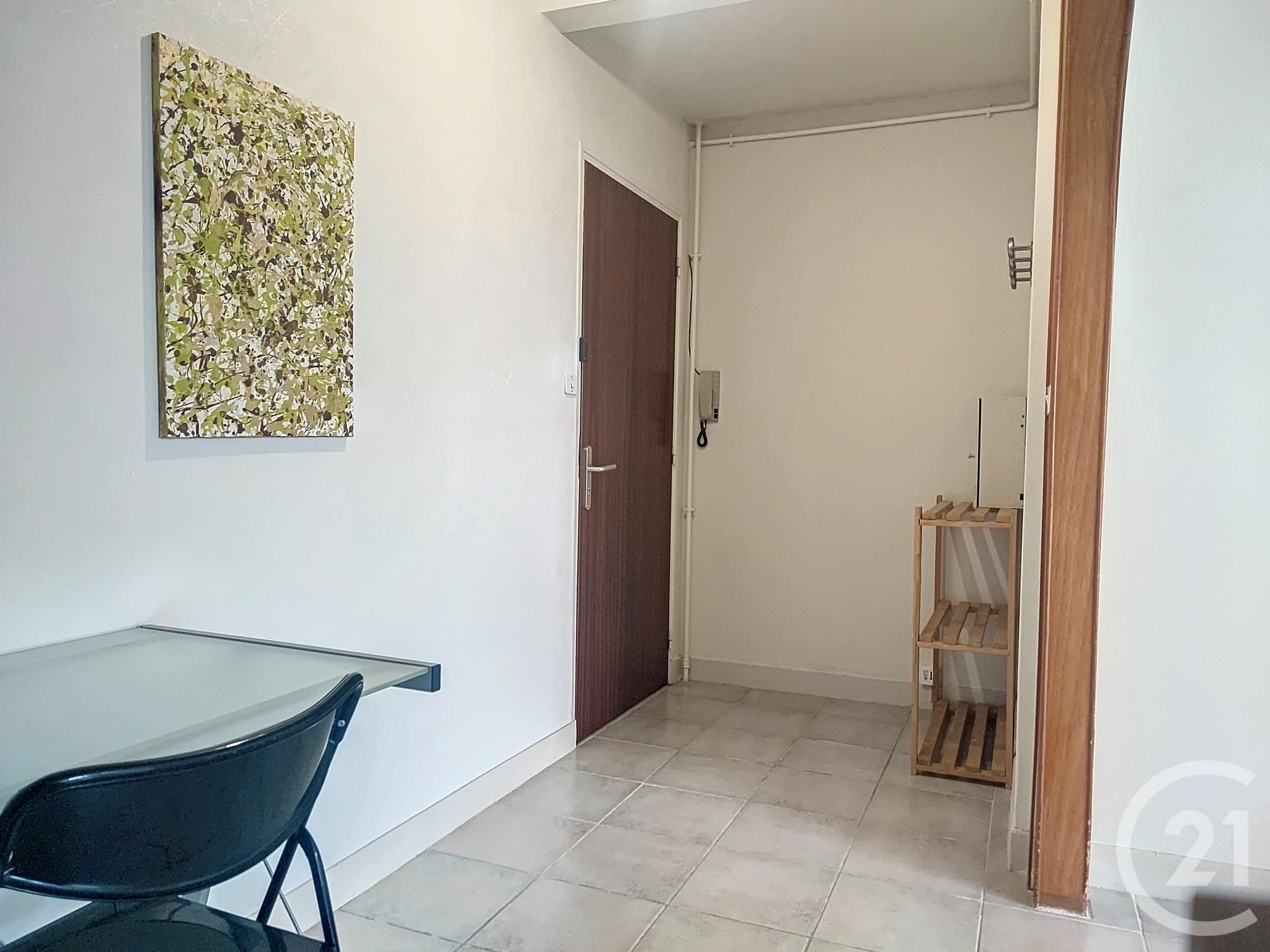 Appartement – Saint-Julien-les-Villas, Aube - Vue 5