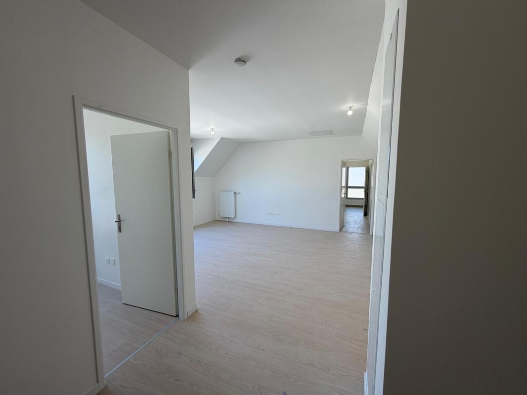 Appartement 4 pièces 70m² MANTES LA JOLIE 78200 photo 2