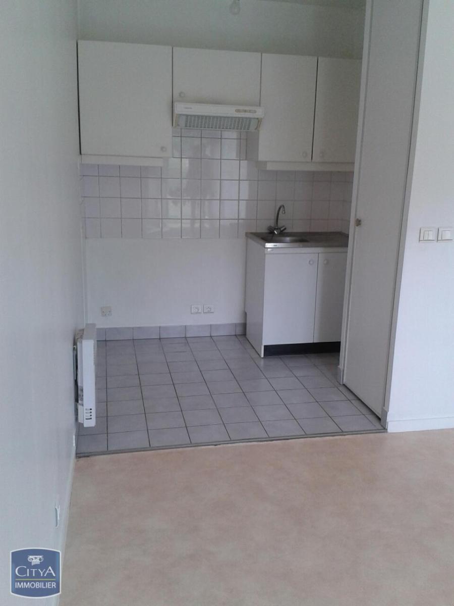 Appartement 1 pièce 33m² ARPAJON 91290 photo 2