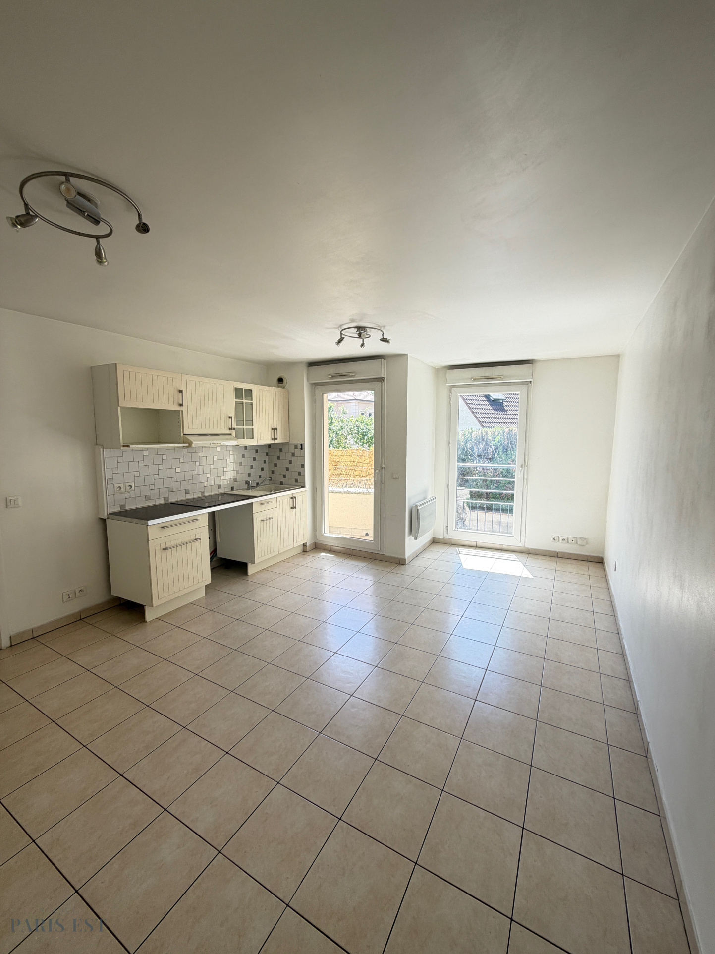 Appartement 2 pièces 45m² CLAYE SOUILLY 77410