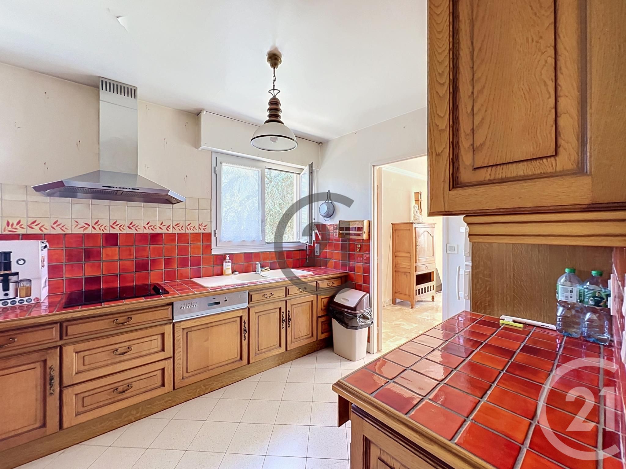 Appartement 3 pièces 92m² MELUN 77000 photo 2