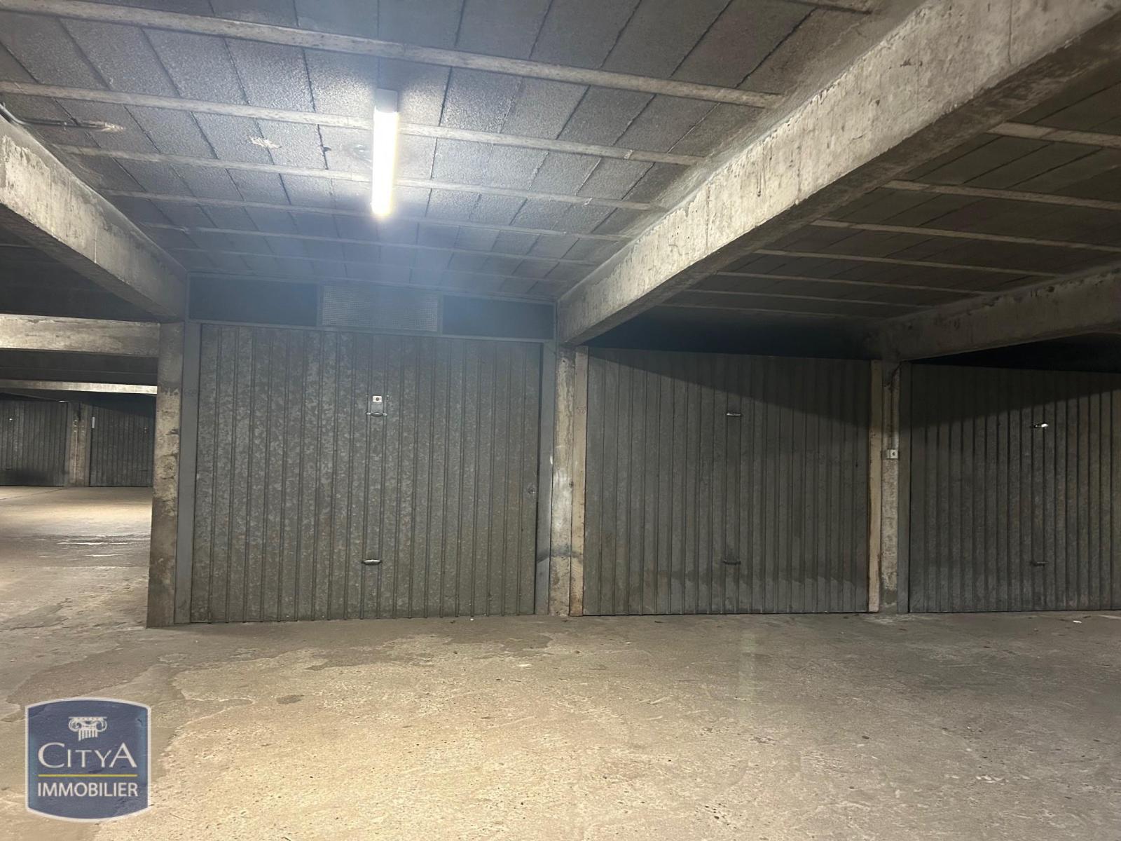 Location Parking ST ETIENNE 42100 - Vue 2