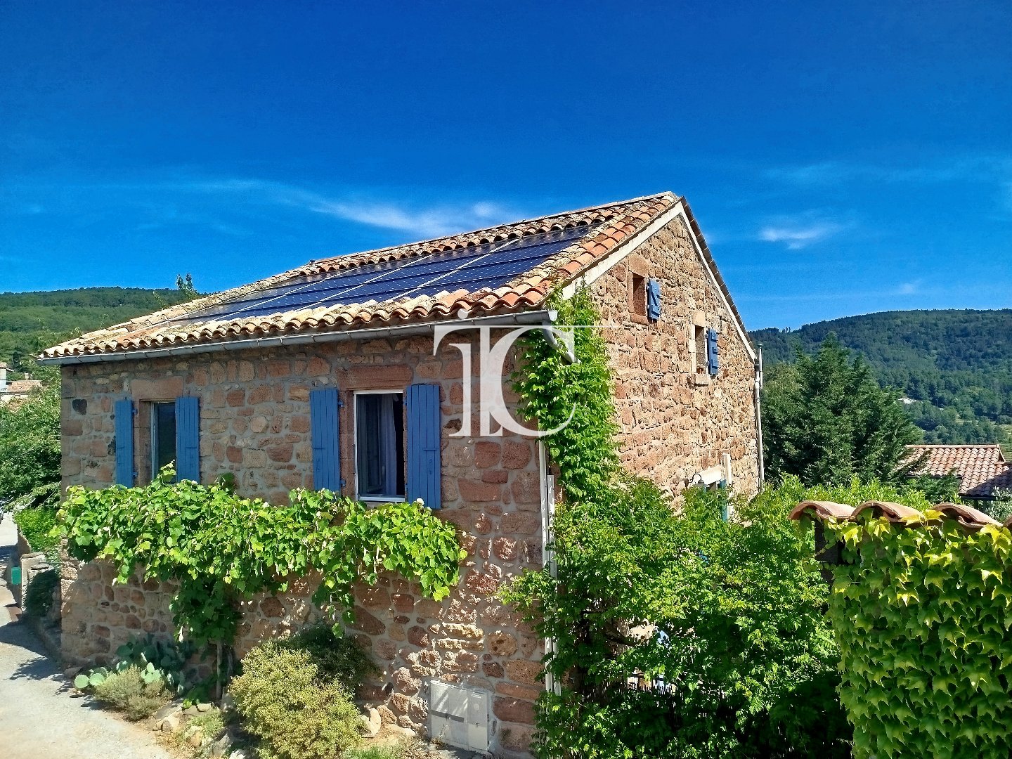 Maison 4 pièces 67 m² · à Planzolles · 67 m² · 295 000 €