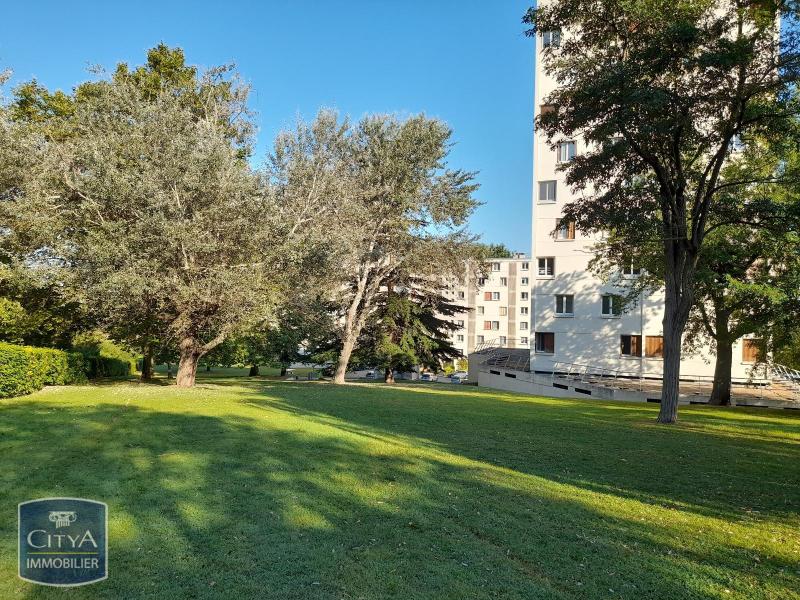 Appartement 3 pièces 58m² NOISY LE GRAND 93160