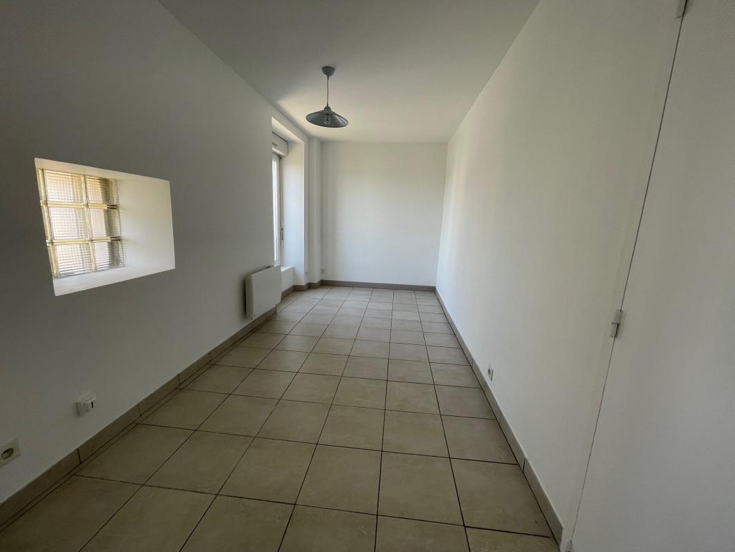 Appartement 1 pièce 19m² COULOMMIERS 77120