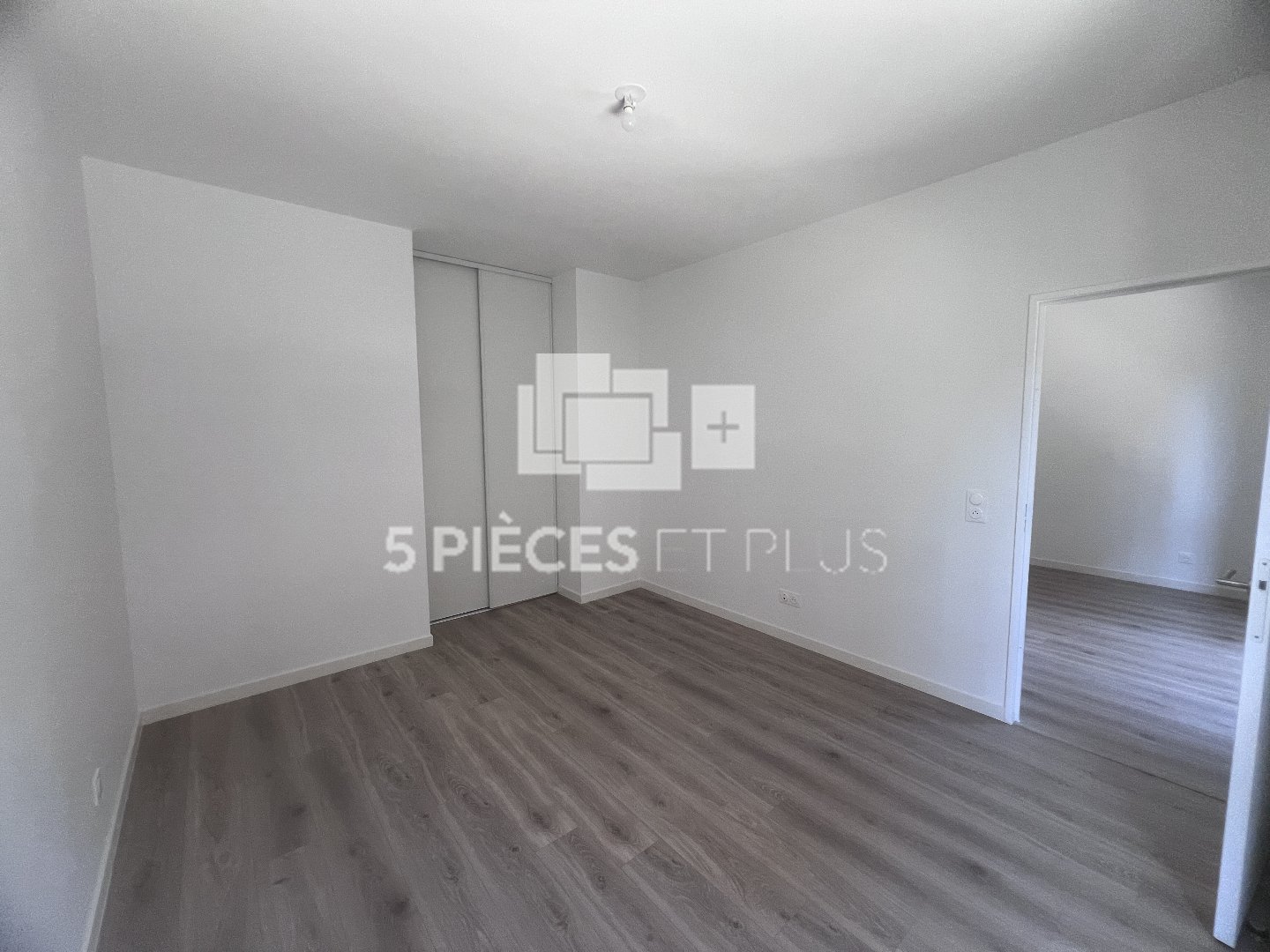 Appartement 2 pièces 51m² NANTERRE 92000