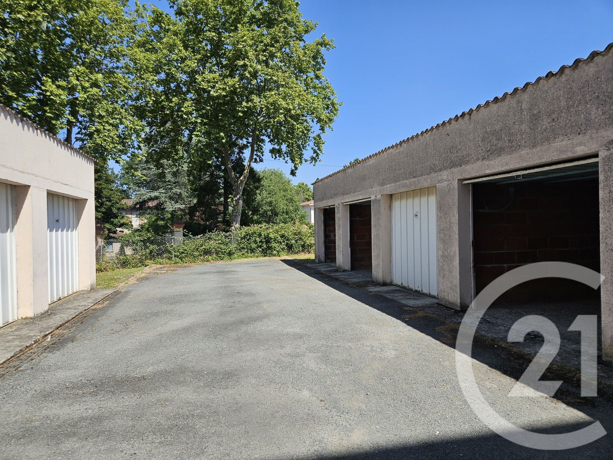 Location Parking GRAULHET 81300 - Vue 4