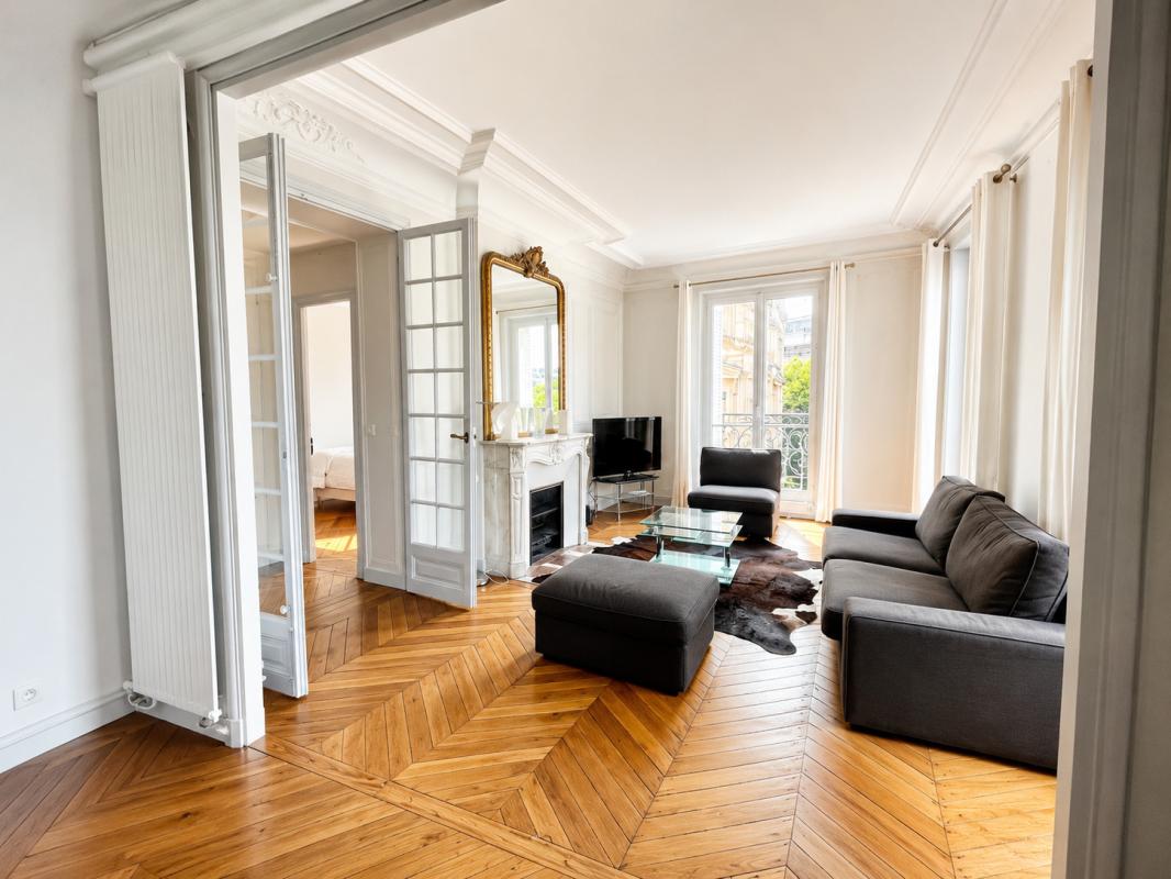 Appartement 4 pièces Meublé 103m² PARIS 17ème photo 2