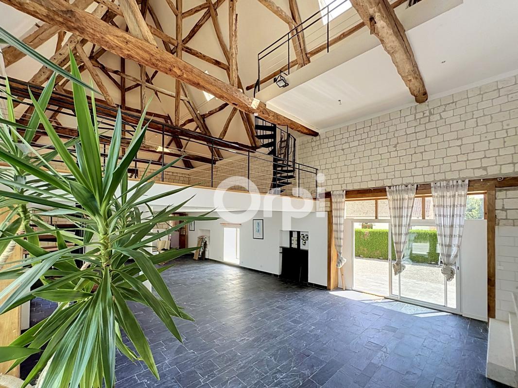 Maison 4 pièces 313 m² · à Longvilliers · 313 m² · 477 000 €