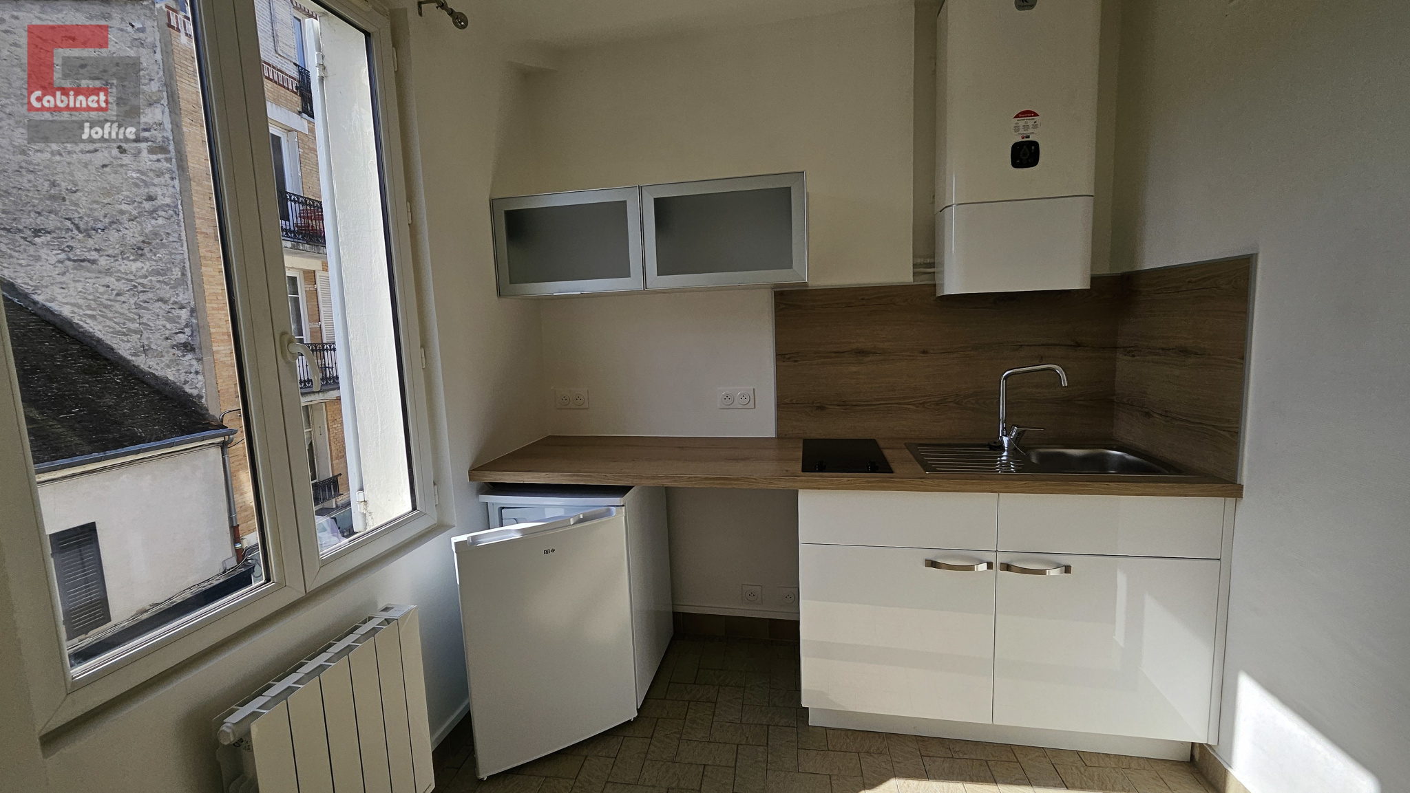 Appartement 1 pièce 13m² FONTAINEBLEAU 77300 photo 2