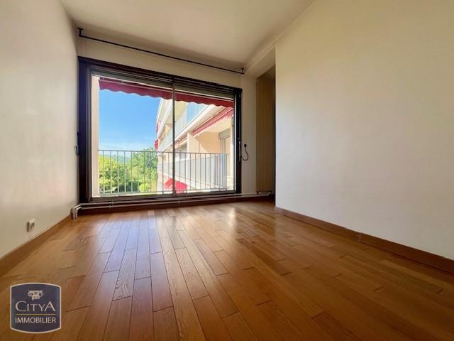 Appartement 4 pièces 87m² VIROFLAY 78220 photo 3