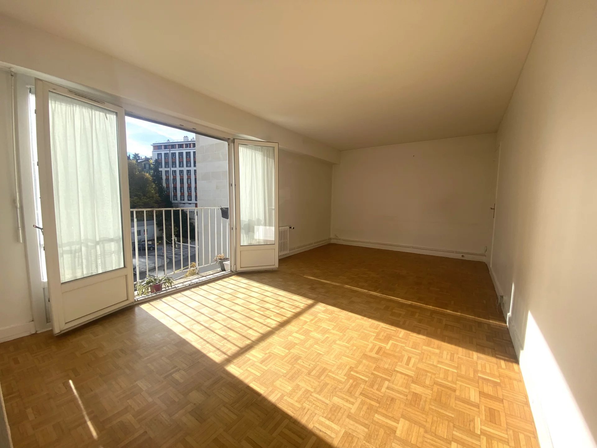 Appartement 3 pièces 67m² SEVRES 92310