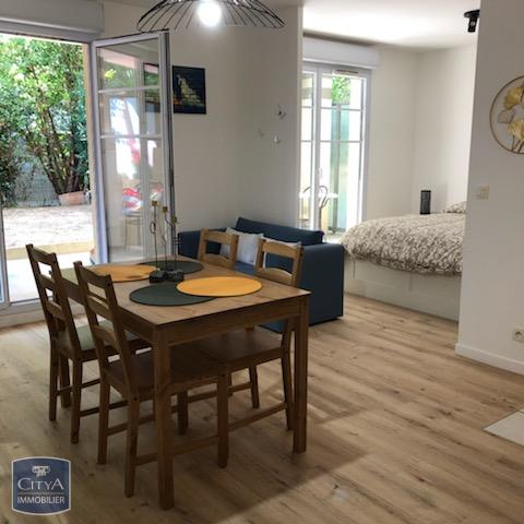 Appartement 1 pièce 40m² MONTEVRAIN 77144