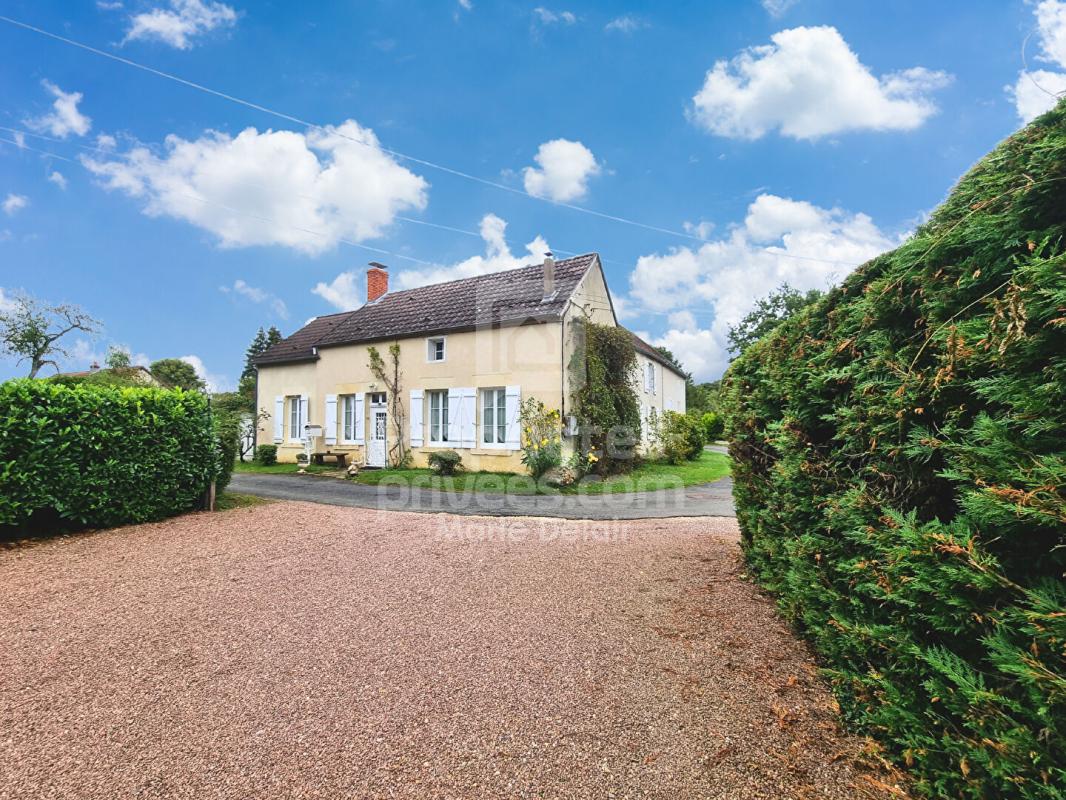 Maison 6 pièces 174 m² · à St Loup · 174 m² · 245 000 €