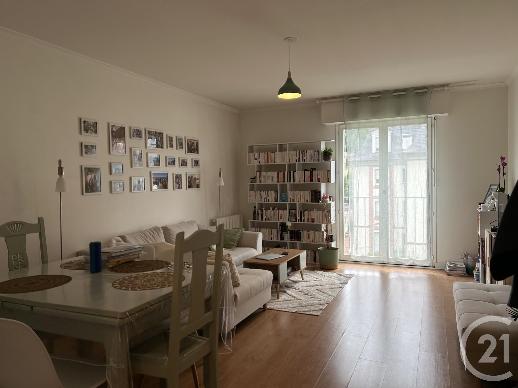 Appartement 3 pièces 69m² FONTAINEBLEAU 77300