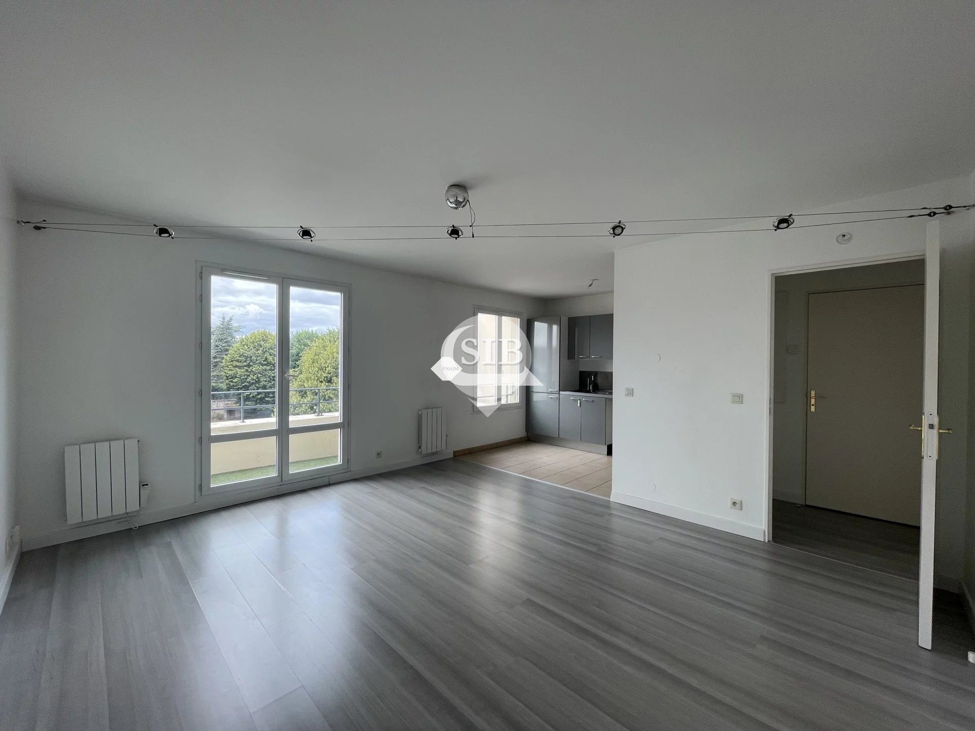 Appartement 2 pièces 44m² MONTLHERY 91310 photo 2