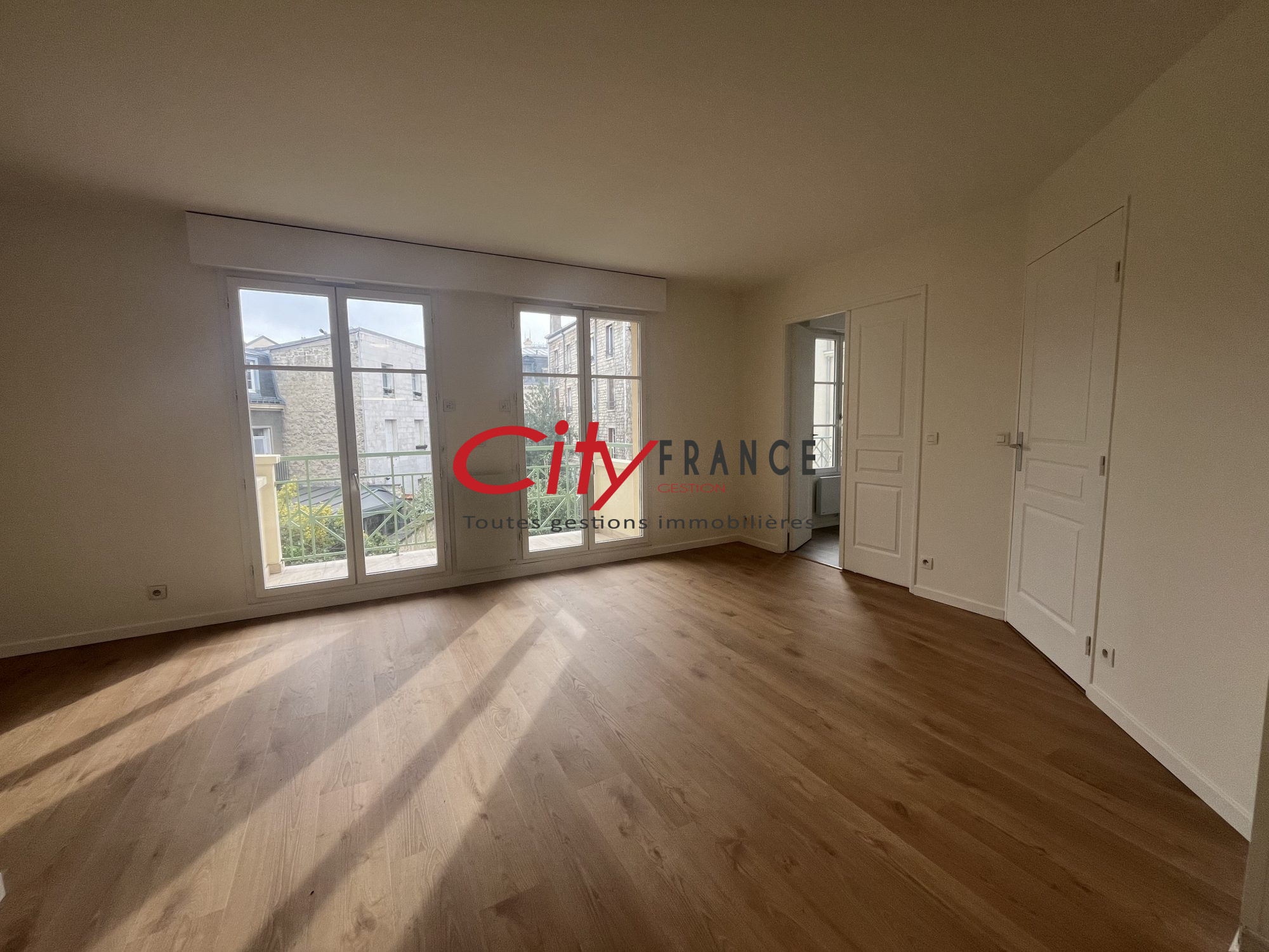 Appartement – ST GERMAIN EN LAYE YVELINES ILE-DE-FRANCE, Yvelines - Plus