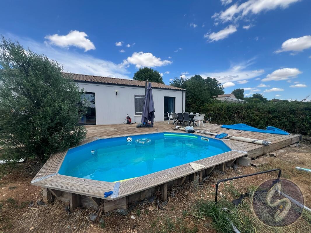 Maison 4 pièces 97 m² · à Aigondigné · 97 m² · 218 000 €