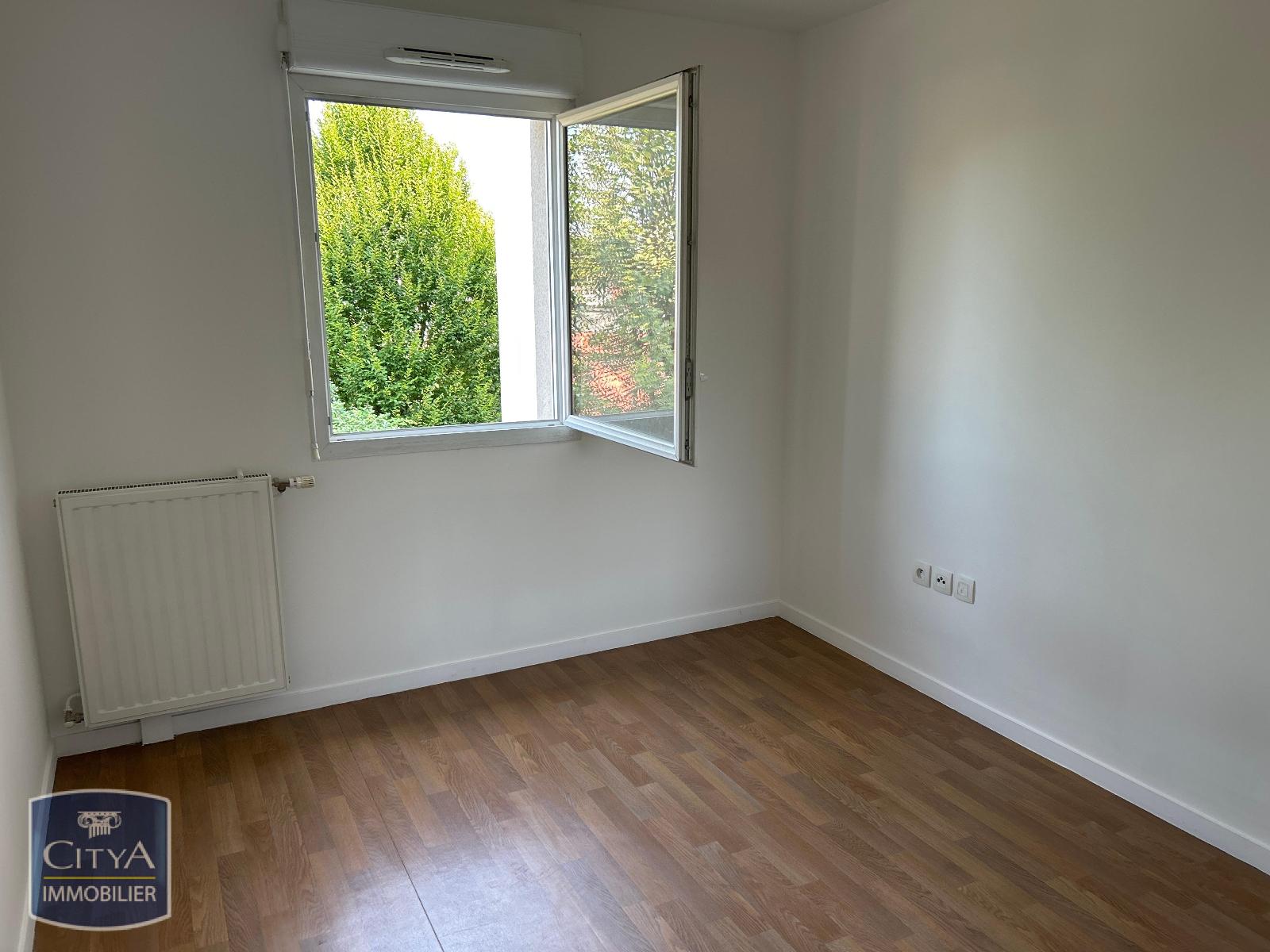 Appartement 3 pièces 61m² VILLEPINTE 93420 photo 3