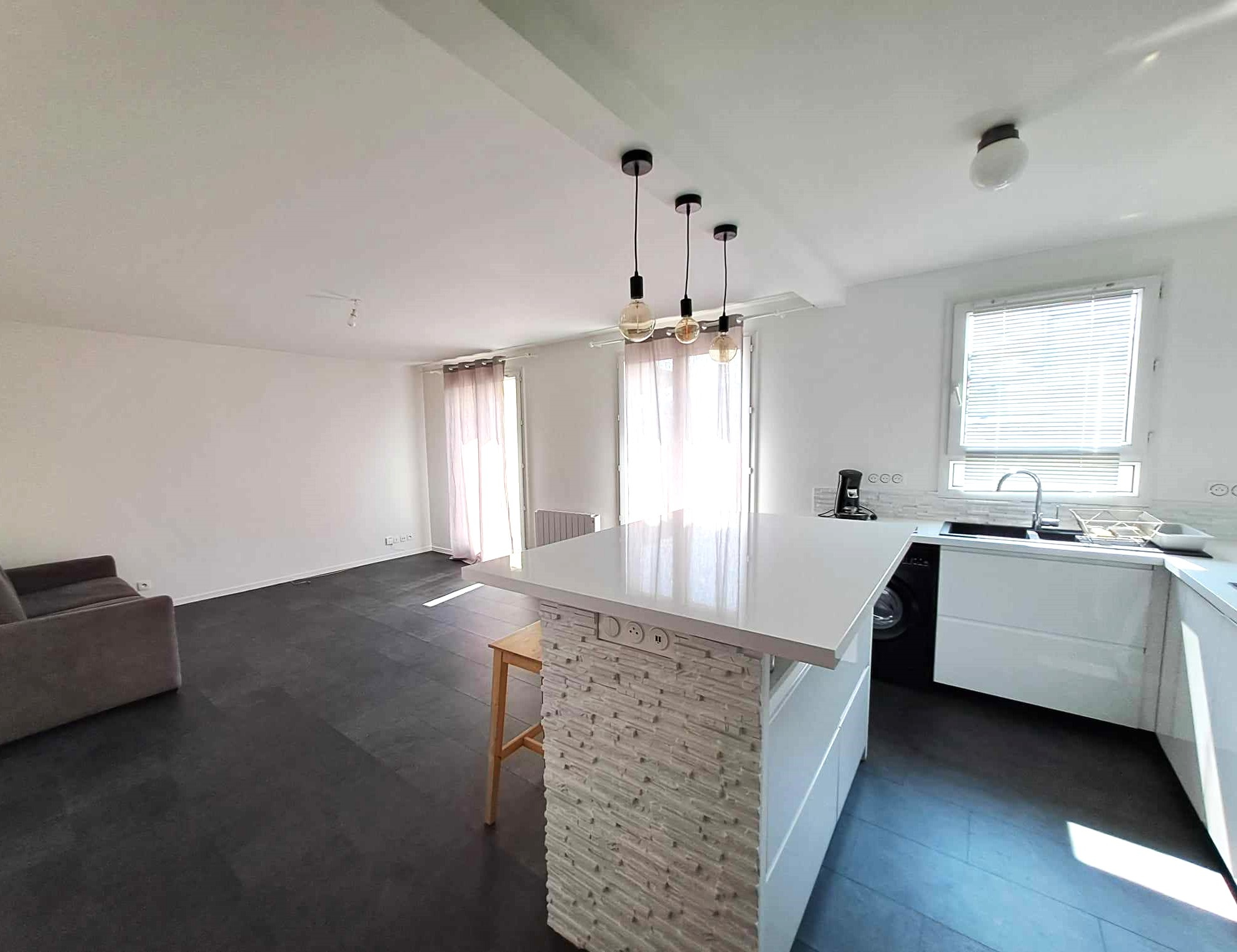Appartement 2 pièces 48m² FONTENAY LE FLEURY 78330