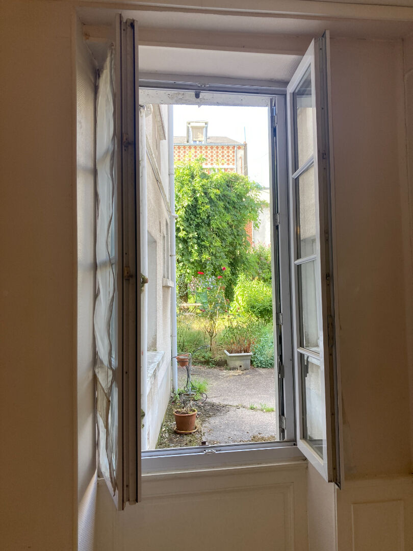 Appartement – Orléans, Bel Air, Cité Emile Zola - Vue 4