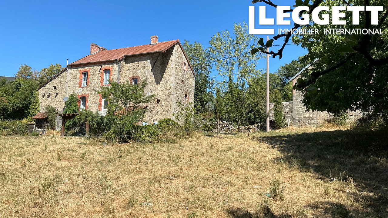 Maison 4 pièces 93 m² · à Issoudun Letrieix · 93 m² · 99 550 €
