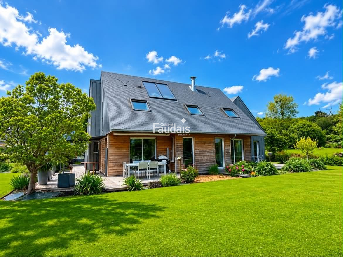 Maison 10 pièces 173 m² · à Neufmesnil · 173 m² · 380 000 €