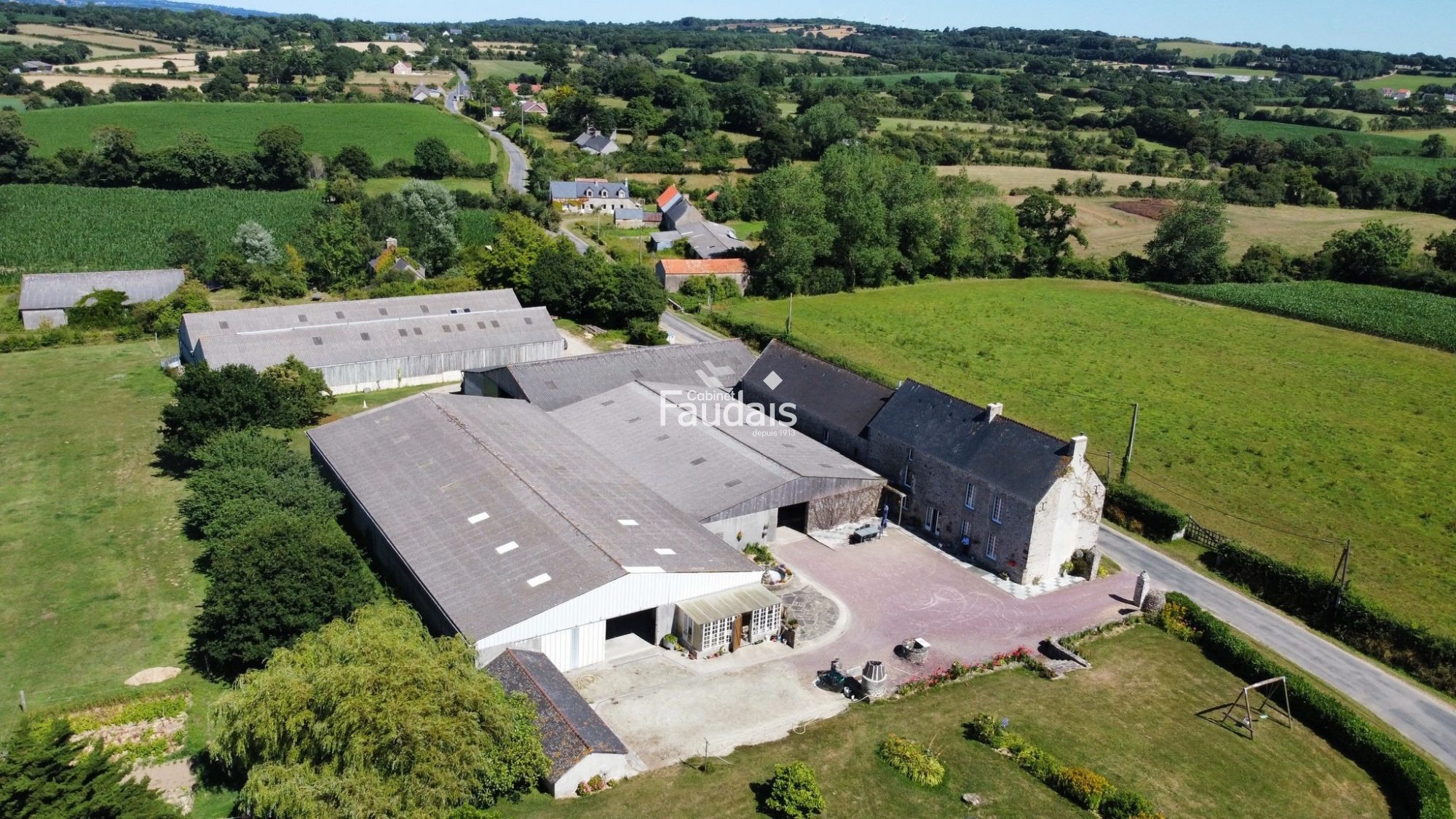 Maison 7 pièces 167 m² · à Senoville · 167 m² · 640 000 €