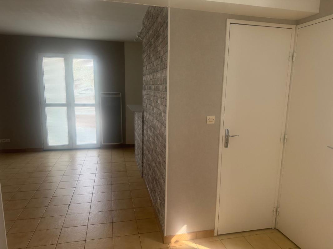 Appartement – CHAMBRY SEINE-ET-MARNE ILE-DE-FRANCE, Seine-et-Marne - Vue 5
