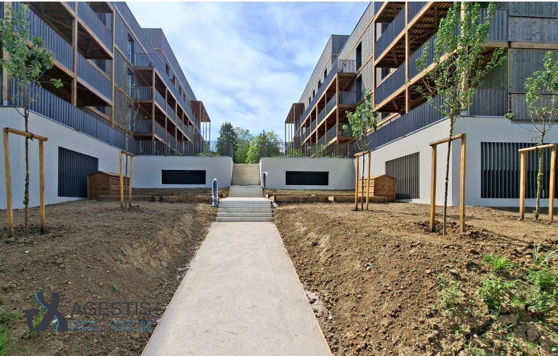 Appartement 3 pièces 66m² TORCY 77200 photo 2