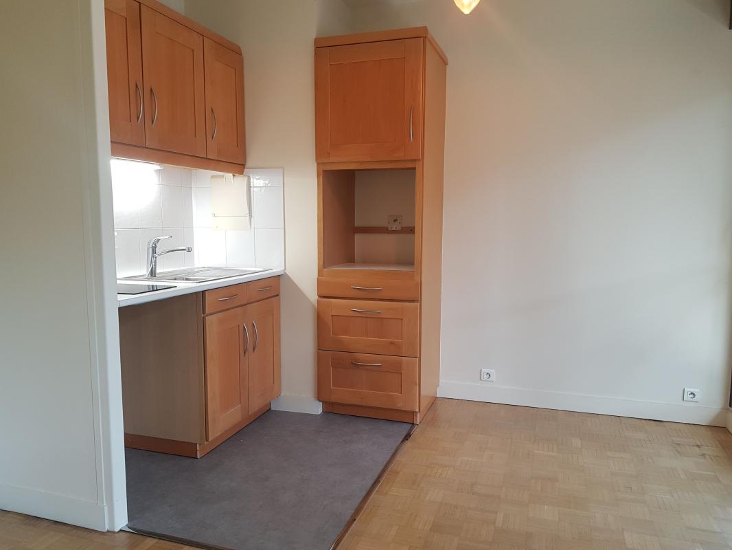 Appartement 1 pièce 29m² L HAY LES ROSES 94240