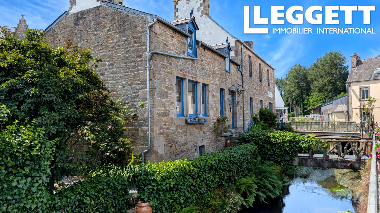 Maison 31 pièces 500 m² · à Guerlesquin · 500 m² · 540 600 €