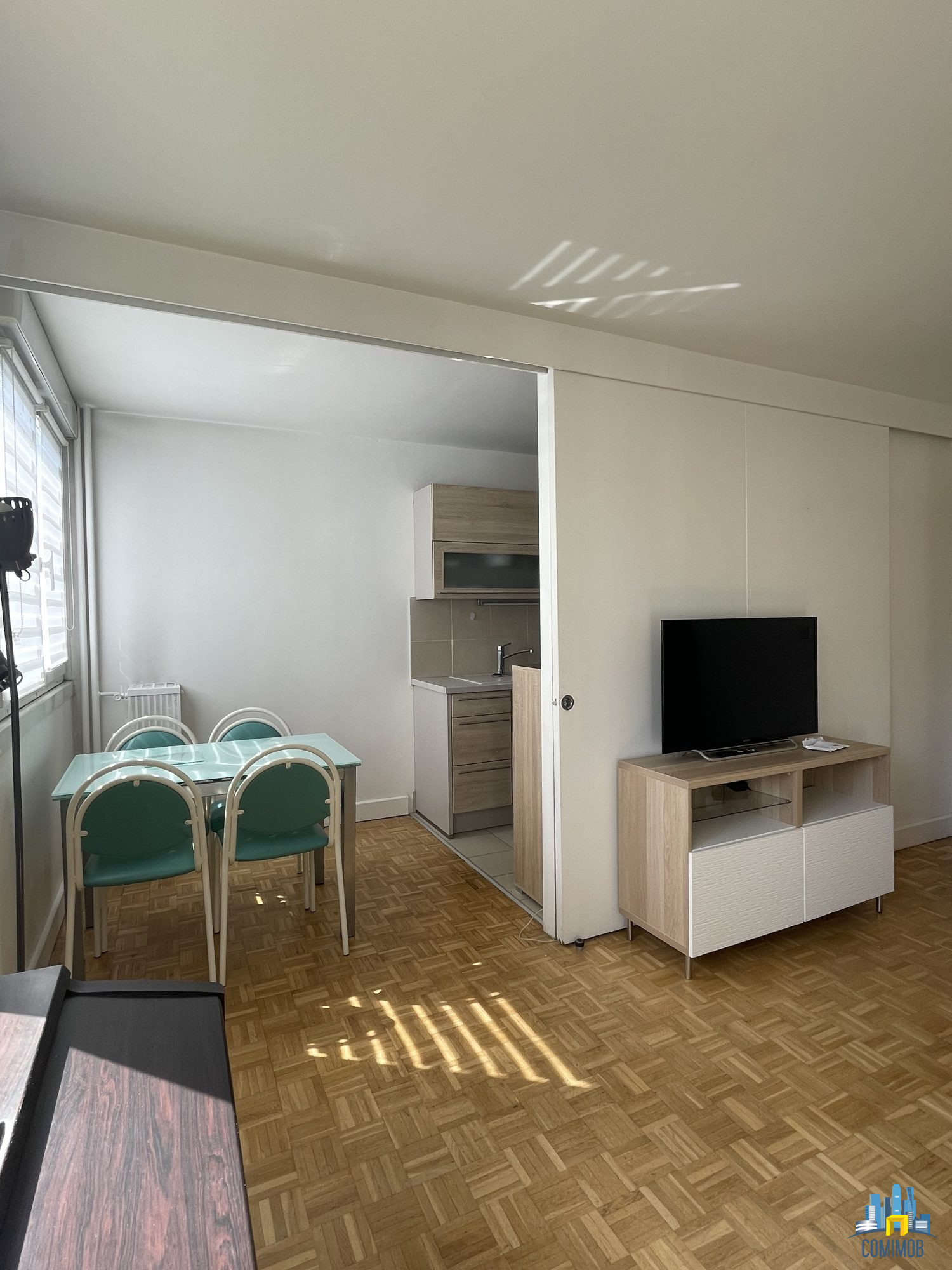 Appartement 2 pièces 53m² COURBEVOIE 92400 photo 3