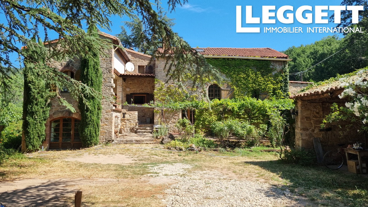Maison 10 pièces 242 m² · à Joncels · 242 m² · 399 000 €