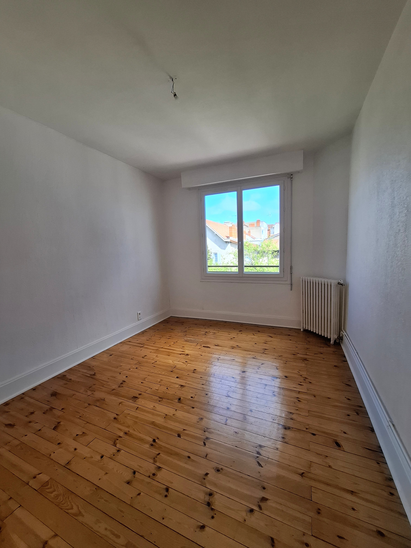 Appartement – Le Vernet, Allier - Vue 4