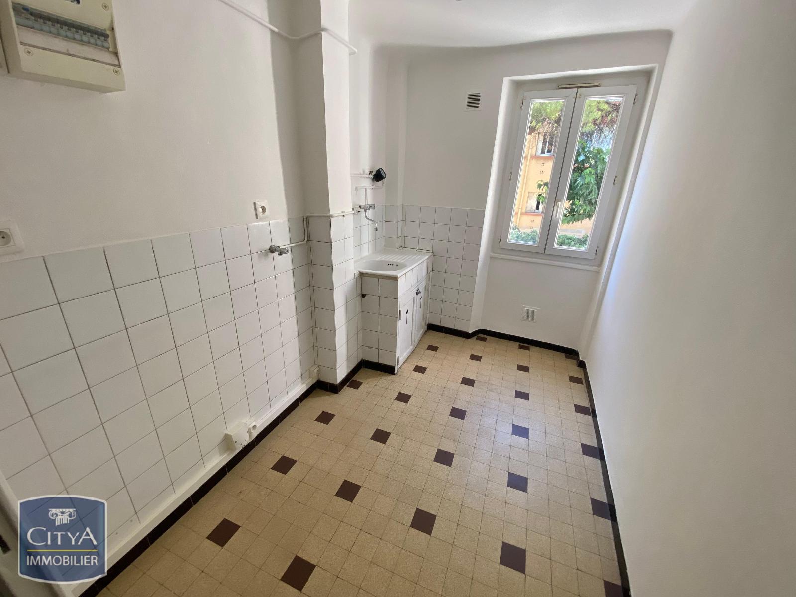 Appartement – Toulon, Haute Ville - Plus