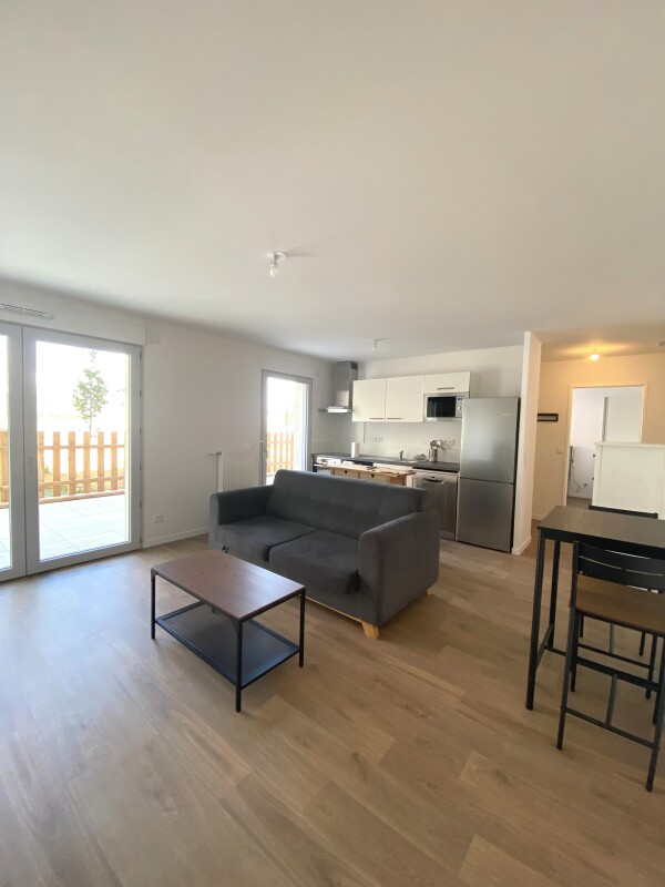 Appartement 2 pièces 46m² CARRIERES SOUS POISSY 78955 photo 2