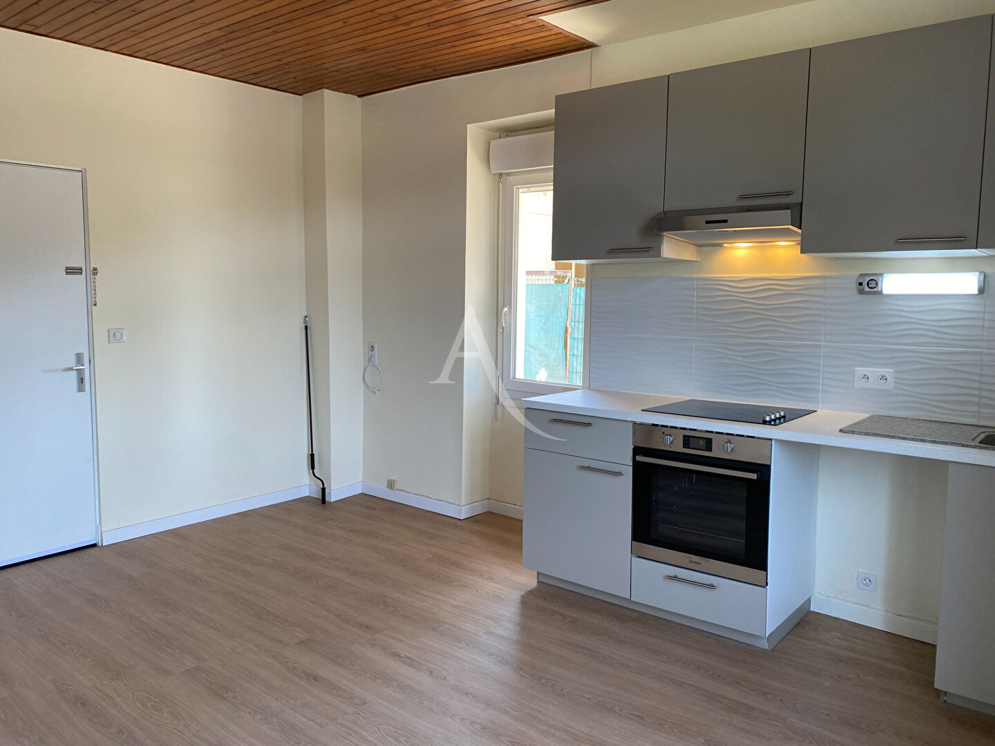 Appartement – Bédarieux, Zone commerciale Carrefour, Hérault - Vue 4