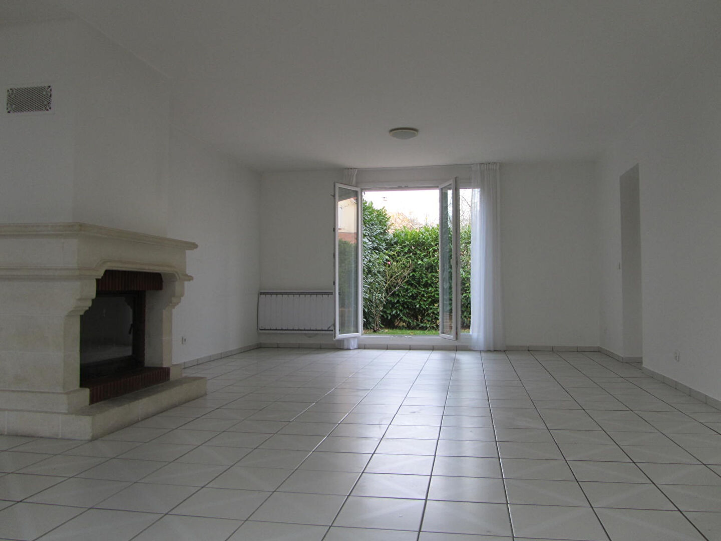 Maison 6 pièces 156m² photo 2
