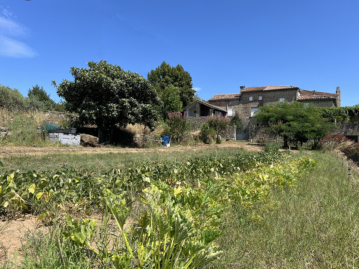 Maison 14 pièces 311 m² · à Sanilhac · 311 m² · 550 000 €