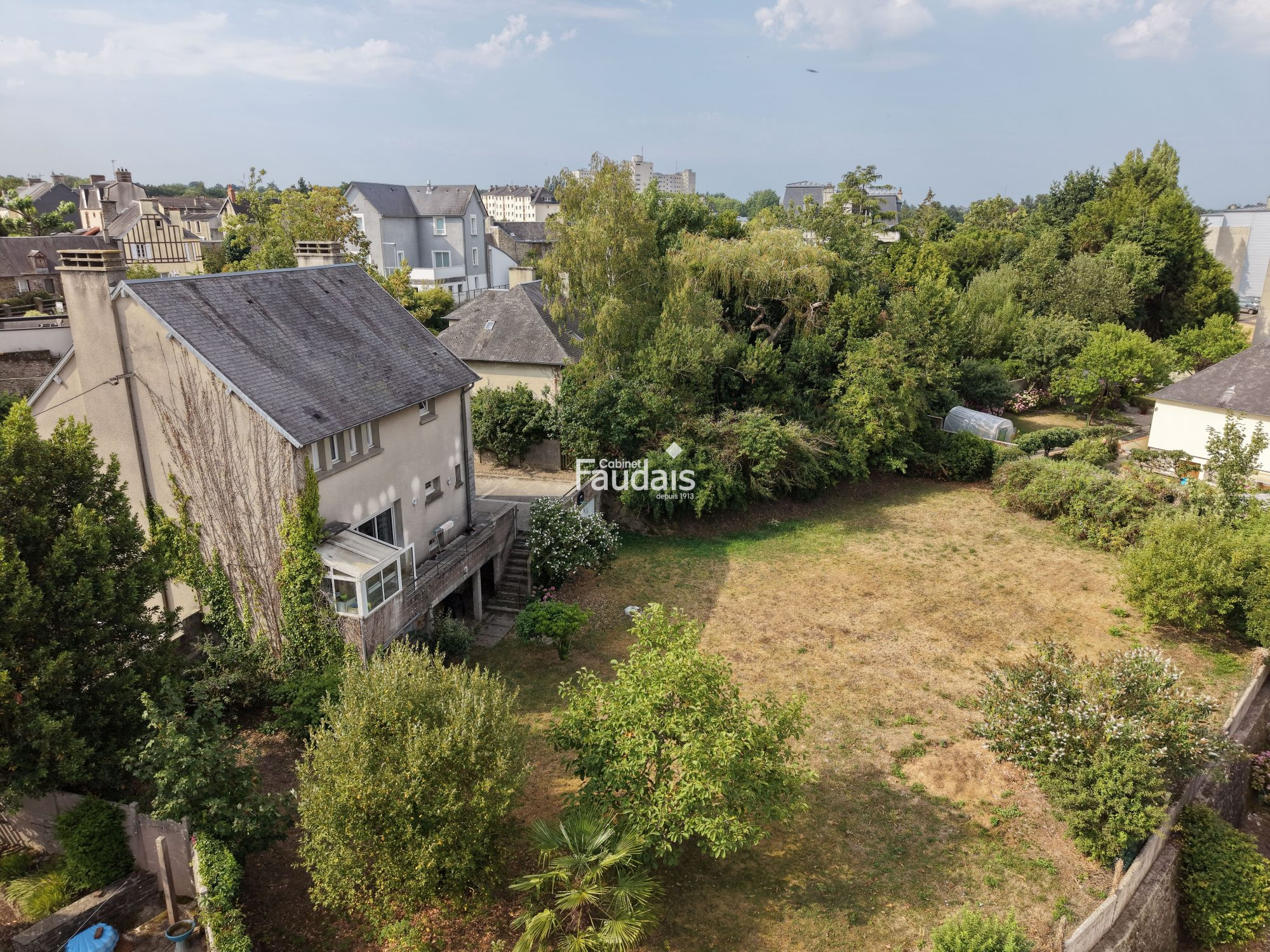 Maison 6 pièces 150 m² · à St Lo · 150 m² · 318 000 €